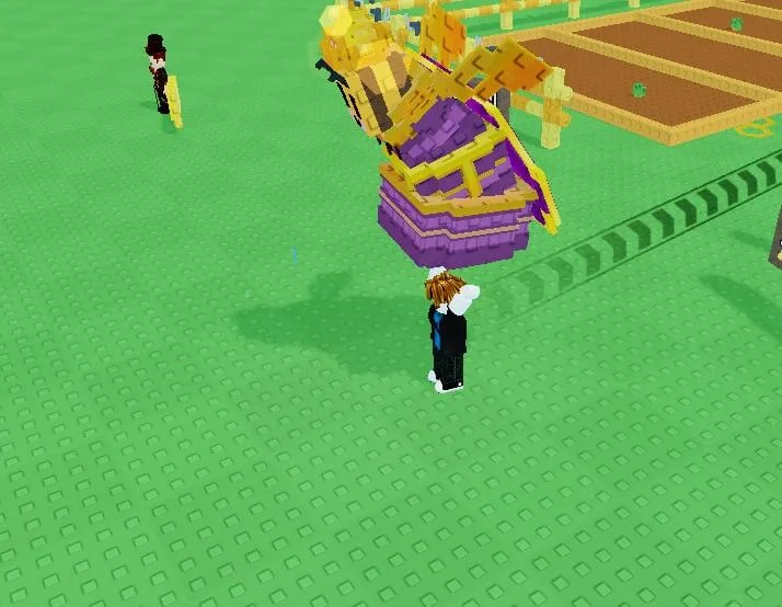 NEWEST PET Empress bee Age 50 very cute and nice skill — Account account